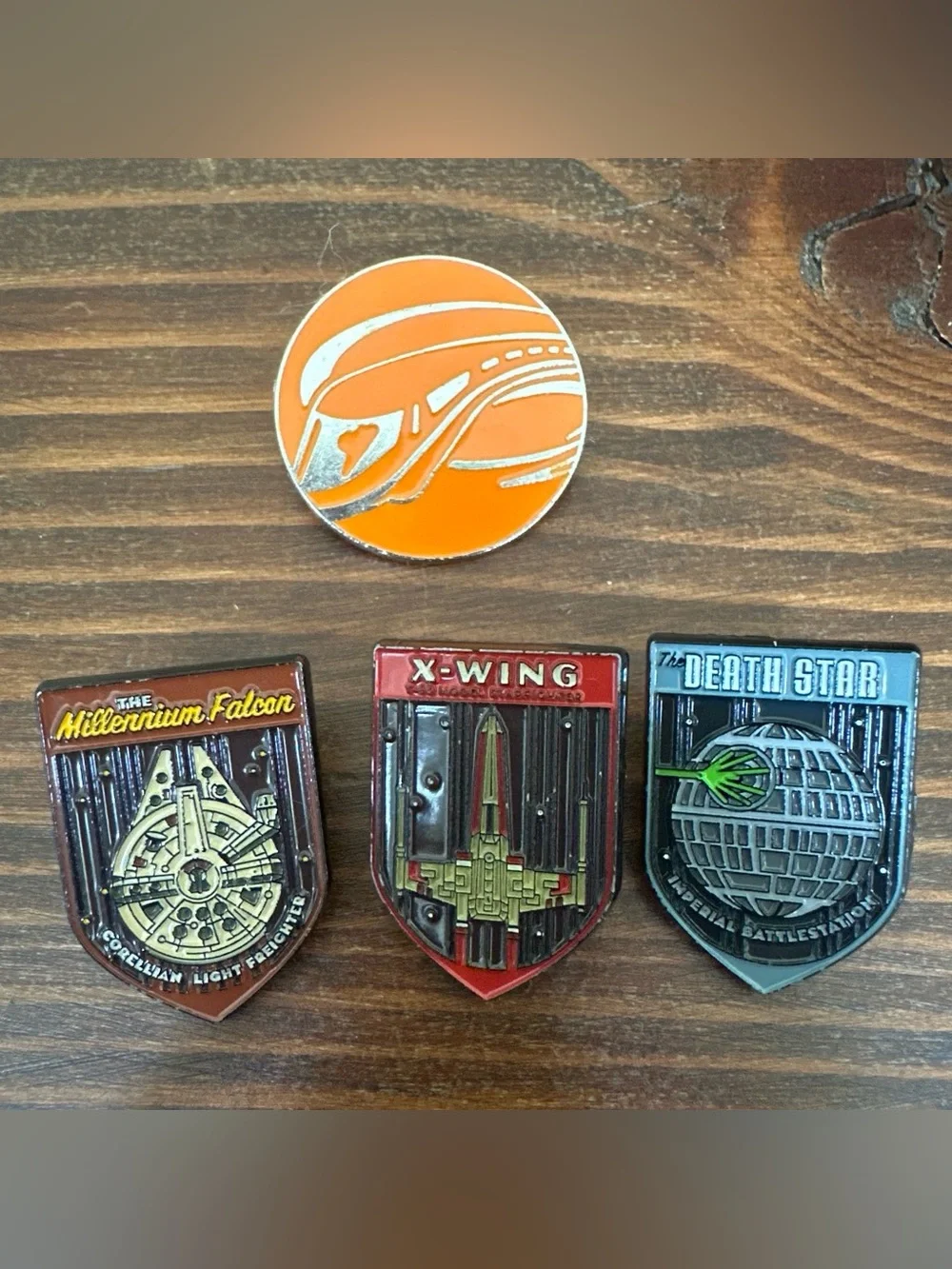 Star Wars Disney Enamel Pin Set